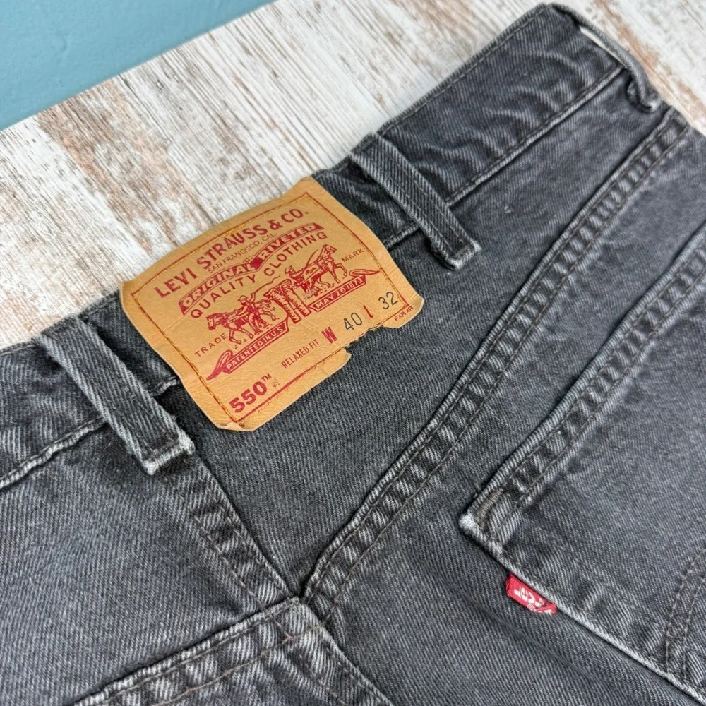 Vintage Levis 550 Relaxed Fit Black Jeans Mens 40x32 Made in USA 90s Denim